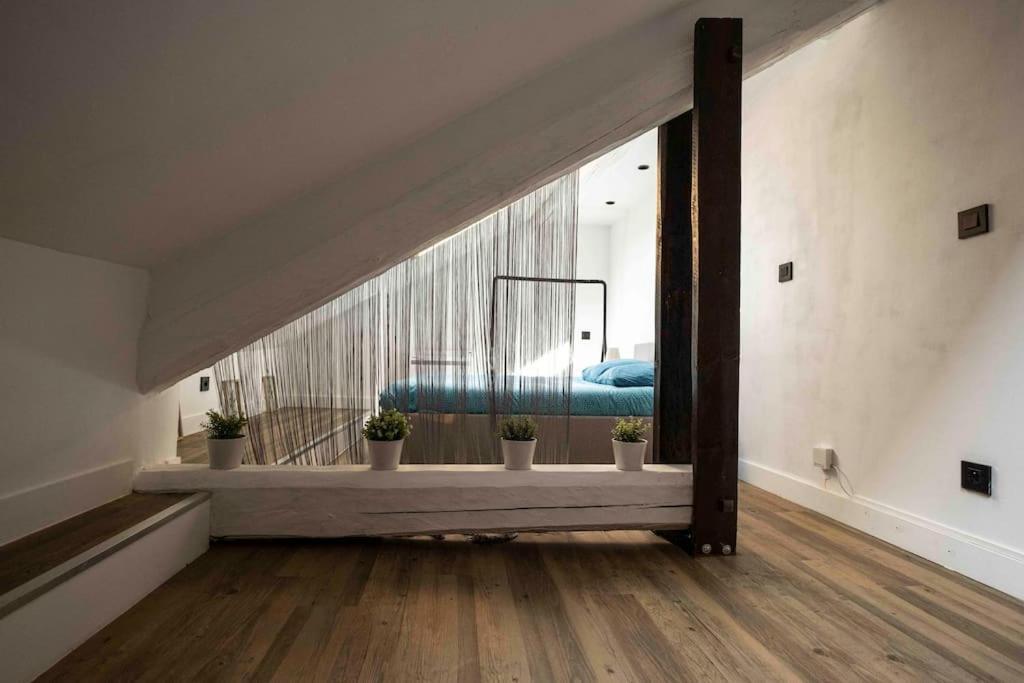 Cocon Sous Les Toits Apartment Albertville Exterior foto