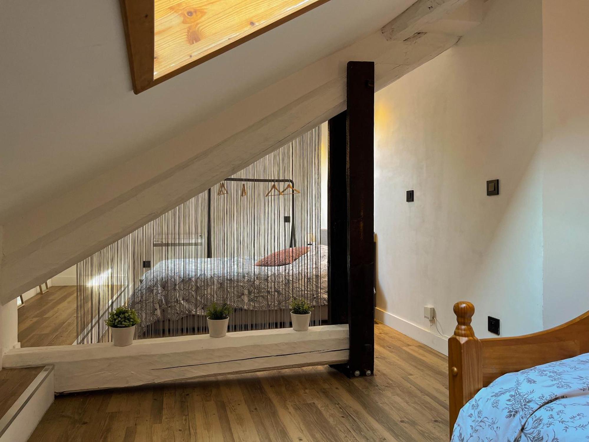 Cocon Sous Les Toits Apartment Albertville Exterior foto